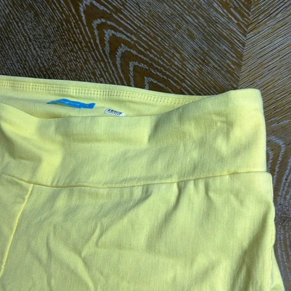 J. MCLAUGHLIN Yellow Pull-On Shorts 4